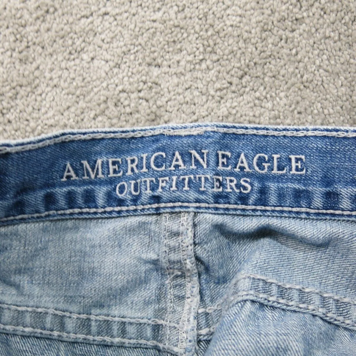 American Eagle Outfitter Mens Jeans Straight Leg Relaxed Fit Cotton Blue W31XL34