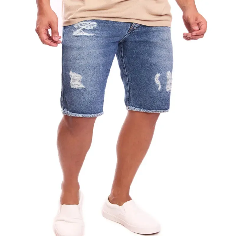 Bermuda masculina jeans rasgada com barra desfiada sem lycra Ref: 015