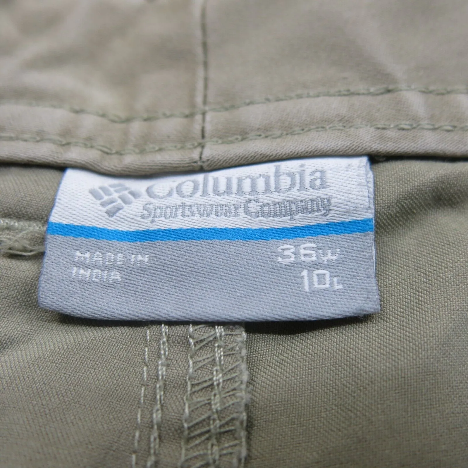 Columbia Sportswear Bermuda Shorts Men's Size 10 Tank Khaki Super Stretch Shorts