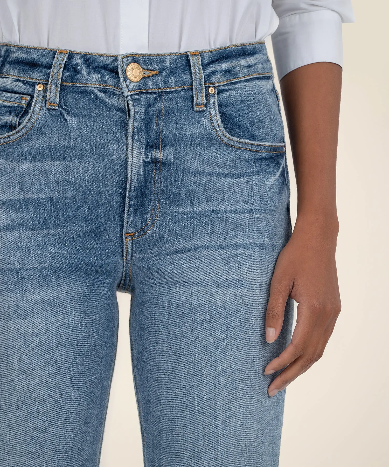 Elizabeth High Rise Crop Straight Leg