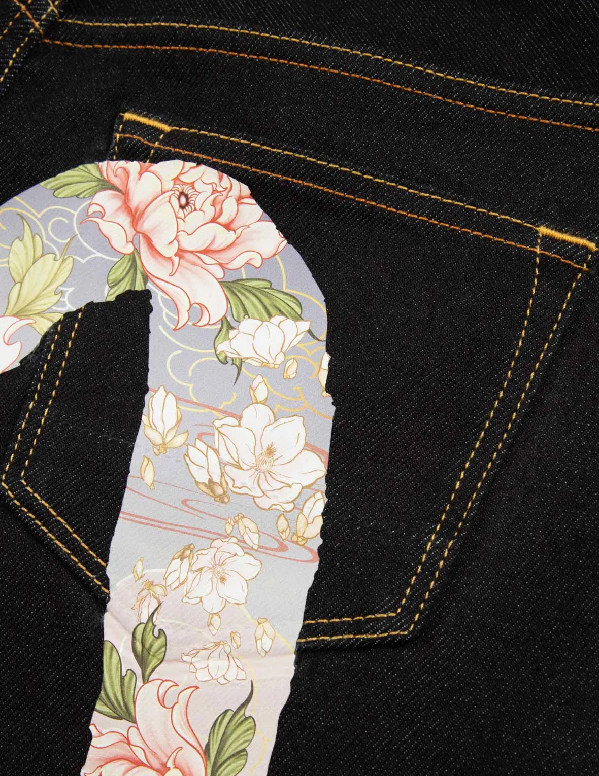 Embroidery Goldfish and Floral Flow Brushstroke Daicock Print Boyfriend Jeans