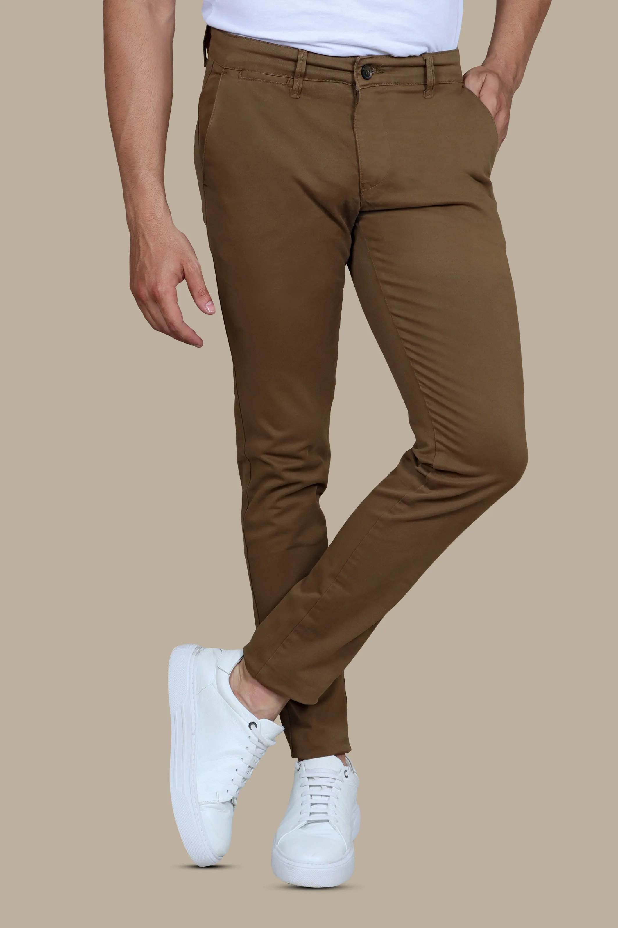 Espresso Elegance: Chino Slim Fit in Rich Brown