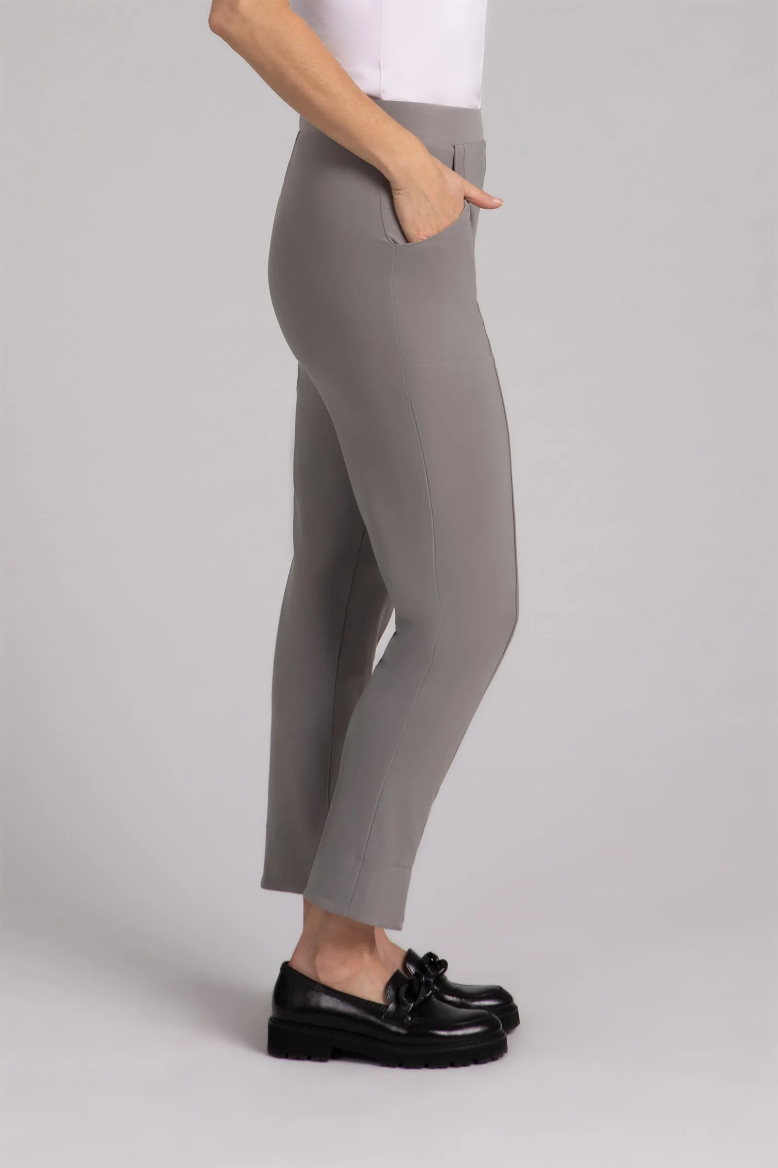 Hepburn Ankle Pant | Taupe