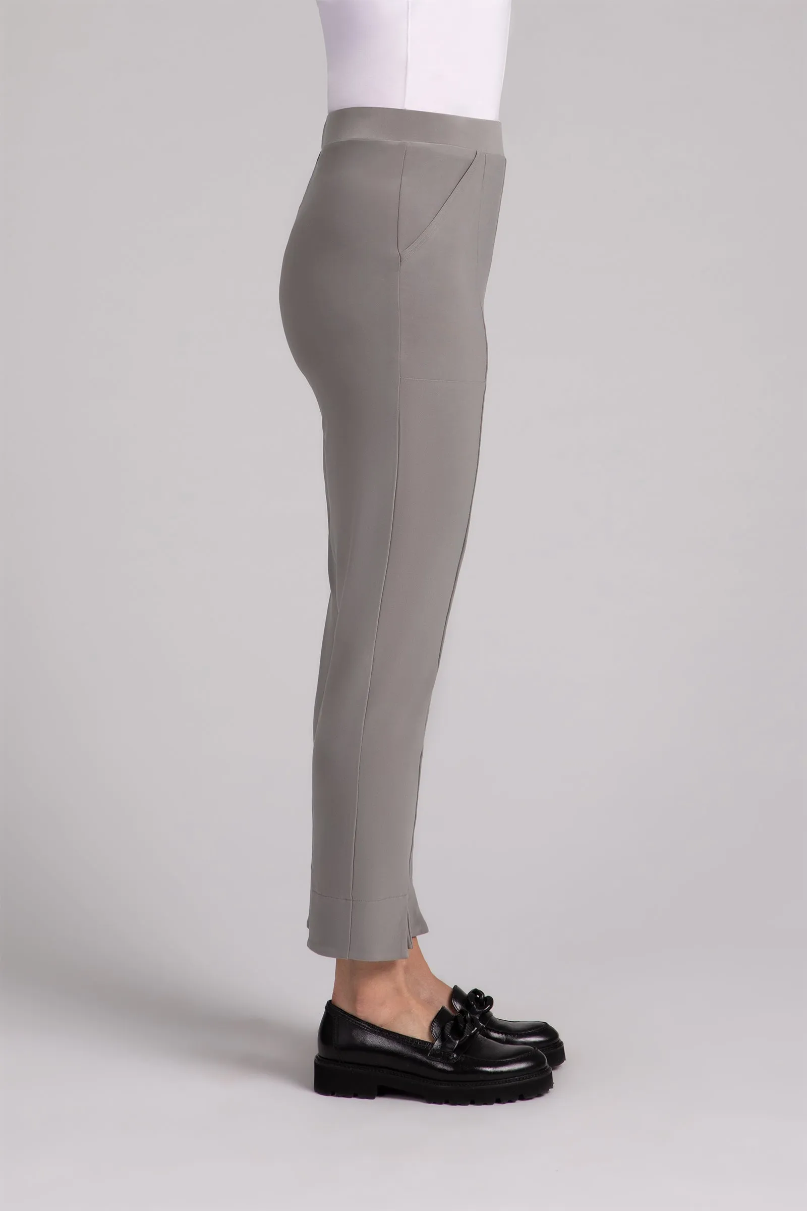 Hepburn Ankle Pant | Taupe