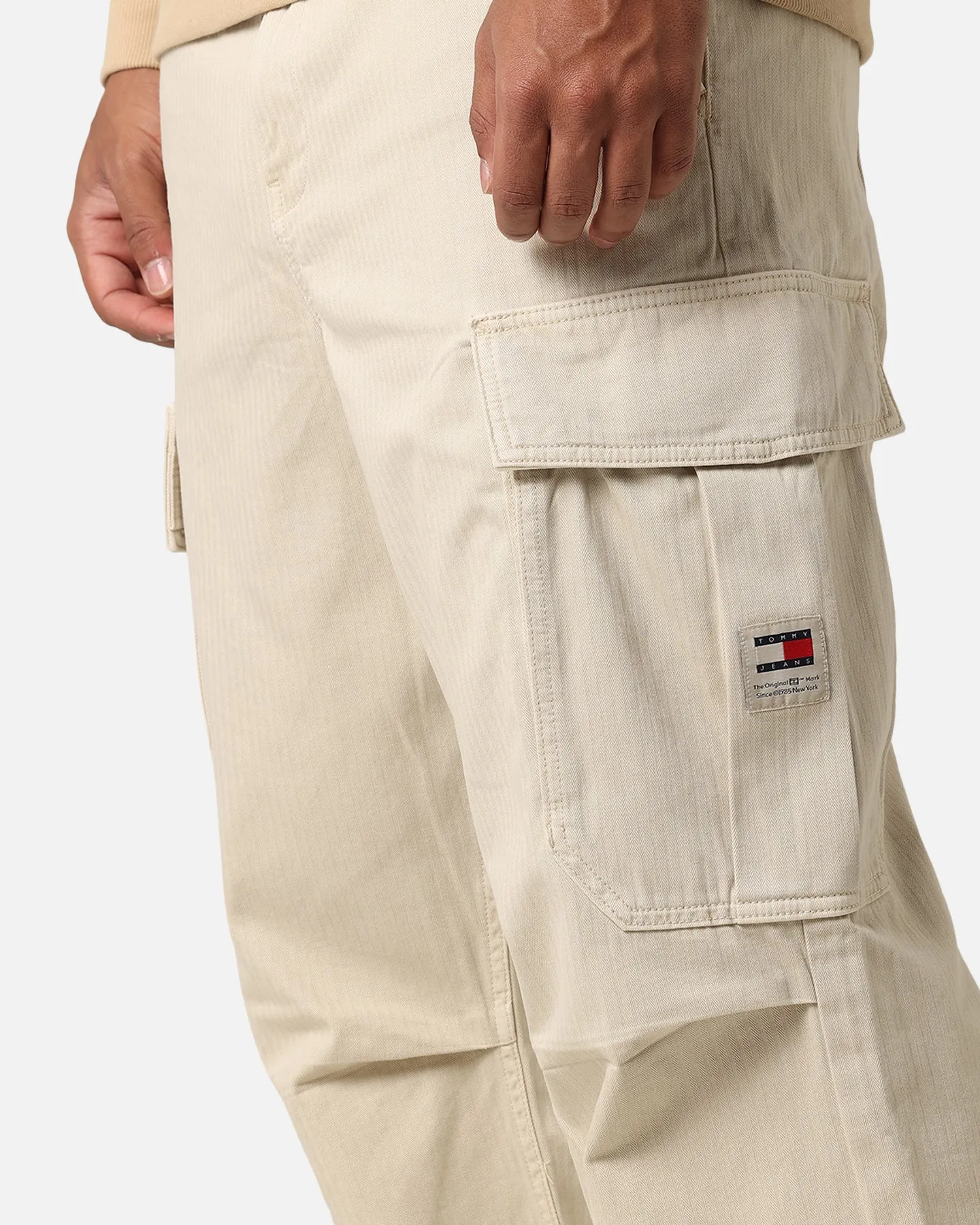 Tommy Jeans TJM Aiden Baggy Cargo Pants Newsprint