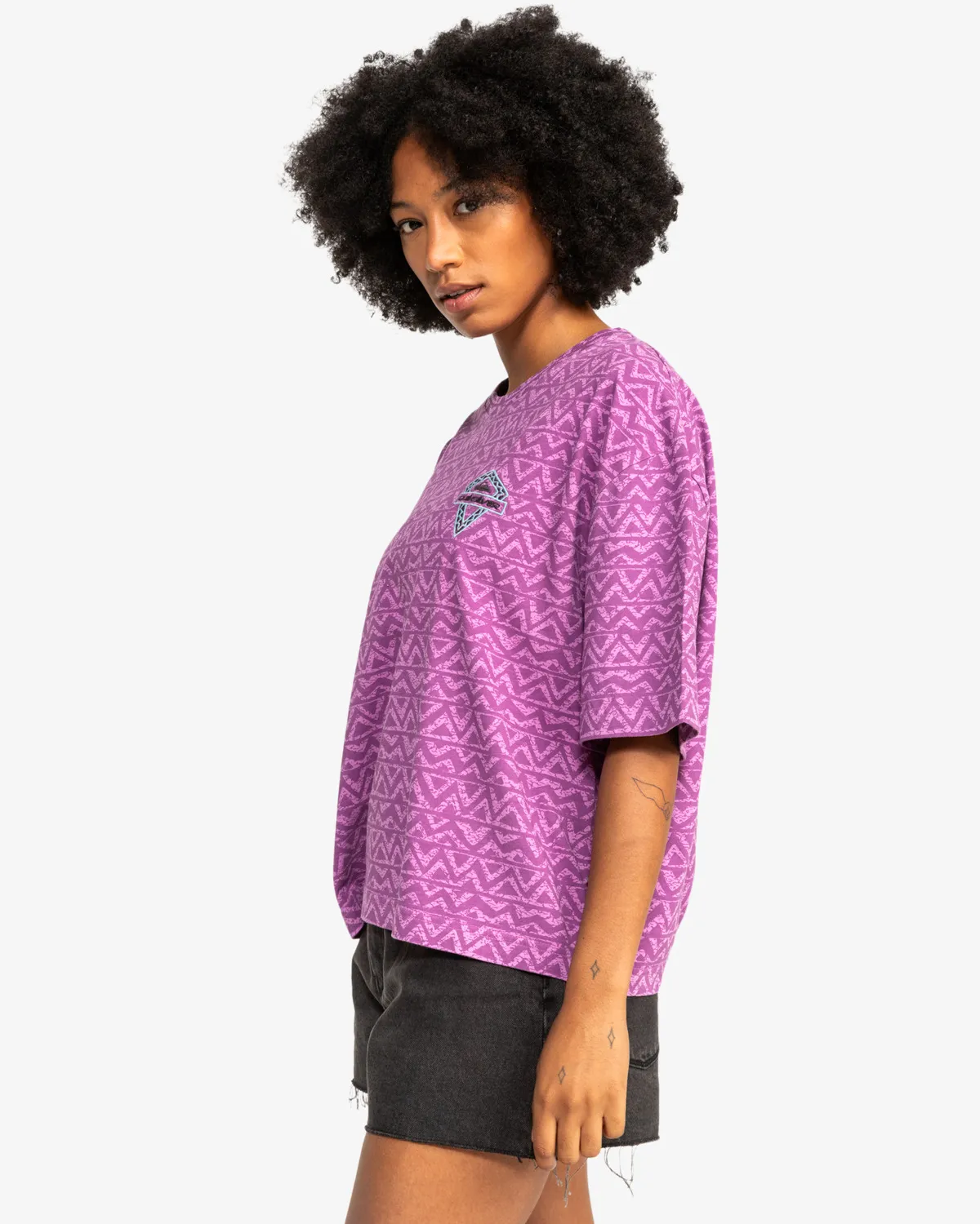 Uni Boyfriend Crop T-Shirt in Violet Heritage